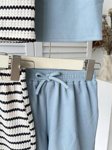 SHEIN 4pcs/2set Tank Top & Celana Pendek, Set Tank Top Tanpa Lengan dan Celana Pendek Kasual Longgar Nyaman Bergaris Leher Bulat untuk Anak Perempuan Remaja, Set Bergaris dan Set Tekstur Rajut Polos, Biru, Anak Perempuan Remaja - MultiWarna - View 5
