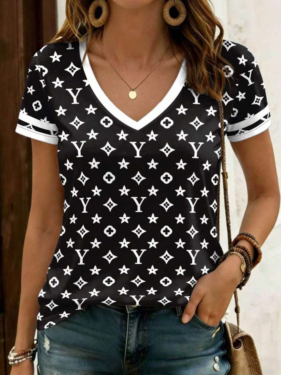 EMERY ROSE Star Pattern Letter & Floral Print Short Sleeve Fashion Plus Size T-Shirt - Multicolor - View 1