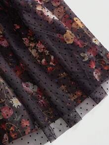 Sweetness Gaun Jala Motif Bunga Vintage - Hitam - View 4