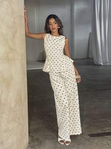 Aloruh Minimalist Elegant Commuter Boat Neck Sleeveless A-Line Waist-Cinching Women's Blouse + Polka Dot Extra Long Wide Leg Pants 2 Pieces Set Day Party - Black and White - View 6