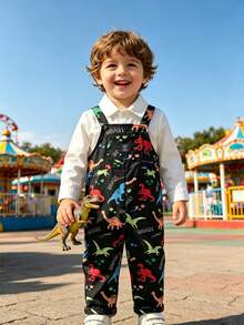 SHEIN Lockerer, bequemer Jumpsuit für kleine Jungen, lässiger, süßer Stil, geeignet für Schule, Sport und Outdoor-Aktivitäten, passend für Jungen von 4 bis 7 Jahren. Cargohose für Kleine Jungen mit süßem Dinosaurier-Muster - Schwarz - Übersicht 1