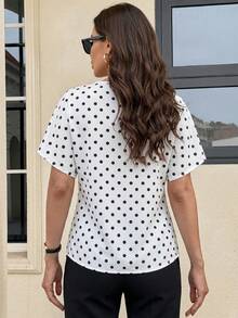 MaterniWear 孕婦波點蝙蝠袖短袖金屬單排扣襯衫 - 白色 - 查看 4