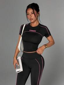 SHEIN Dewbera 女款黑白配色修身短袖圓領運動T恤與喇叭褲運動套裝 - 黑色 - 查看 4
