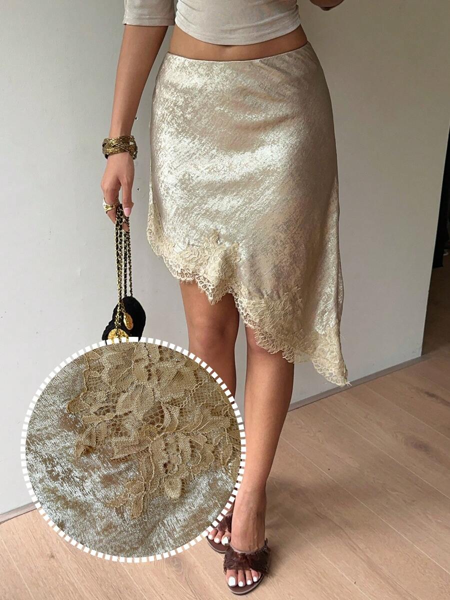 Aloruh 女款初秋優雅塗層細閃亮布料蕾絲拼接低腰不對稱下擺修身裙 - 金色 - 查看 1