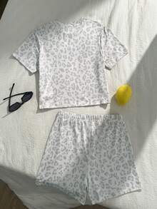 Elladie kids 夏季粉色短袖T恤與短褲2件套，新款貼身短版T恤＋鬆緊腰短褲套裝，休閒運動百搭針織面料，適合前青春期女孩學生，適用於日常穿著、外出、運動與居家 - 灰色 - 查看 3