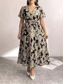 Modelyn Casual Elegant Minimalist Retro Floral Pattern Loose Plus Size Dress Suitable For Summer Vacation Black And White - Multicolor - View 3