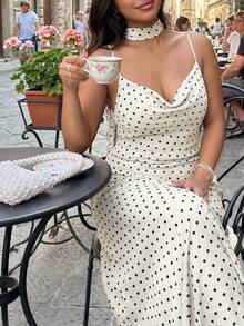 GalTyme Gaun Camisole Wanita Ukuran Plus dengan Motif Polkadot dan Kerah Berkerut - Aprikot - View 6