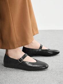 CUCCOO BIZCHIC 女款時尚通勤百搭休閒瑪麗珍平底鞋，聖誕與春季鞋款 - 黑色. - 查看 4
