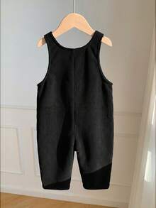 SHEIN Vêtements pour bébé garçon, bébé fille, tout-petit garçon, vêtements d'automne et d'hiver, barboteuses, salopettes, pantalon salopette en velours côtelé abricot, combinaison, pantalon long, confortable, polyvalent, à la mode, quotidien, mignon, broderie cœur 3D, style décontracté minimaliste basique, convient pour l'intérieur, l'extérieur, le ski, le quotidien, les sports, les jeux, les fêtes, les photos, les festivals, Halloween, Noël, le Nouvel An - Noir - Voir 2