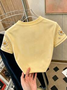 Resyla Kaos Wanita Lengan Pendek Leher Bulat Berhiaskan Mutiara Elegan untuk Musim Panas - Aprikot - View 3