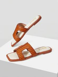 MOTF PREMIUM Sandal Datar Wanita Kasual Musim Panas Baru untuk Liburan Pantai Cokelat - Cokelat 4 - View 9