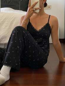 DAZY 2件組女款夏季睡衣套裝，蝴蝶結圖案蕾絲拼接無袖背心上衣與寬鬆直筒長褲 - 黑色 - 查看 6