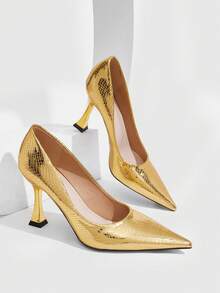 Patent leather gold