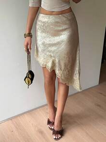 Aloruh 女款初秋優雅塗層細閃亮布料蕾絲拼接低腰不對稱下擺修身裙 - 金色 - 查看 8