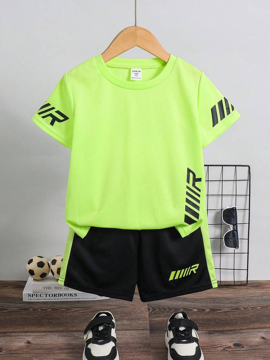 SHEIN 2件組 男童運動質感直條紋短袖T恤與短褲套裝 夏季活動服 童裝運動短褲套裝 男童運動短褲套裝 - 彩色 - 查看 1