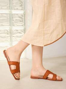 MOTF PREMIUM Sandal Datar Wanita Kasual Musim Panas Baru untuk Liburan Pantai Cokelat - Cokelat 4 - View 8