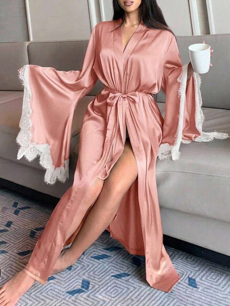 DAZY 迷人喇叭袖緞面蕾絲拼接長款女款睡袍 - 粉色 - 查看 1