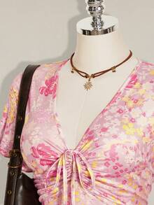 SHEIN ICON 大尺碼女款前綁帶短袖休閒碎花洋裝 - 粉色 - 查看 4
