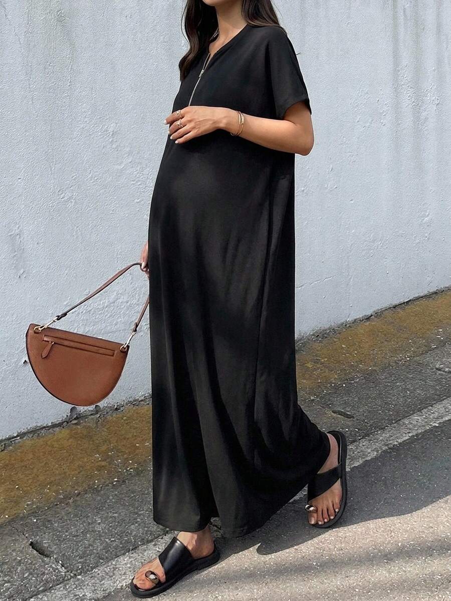 Dazy Maternity 純色圓領半鈕扣前襟寬鬆長版休閒日常孕婦洋裝 夏季 - 黑色 - 查看 1