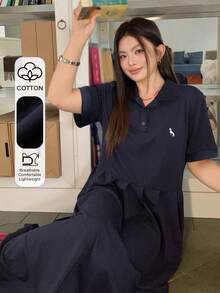 Dazy Plus 素色半開襟短袖刺繡圖案學院風收腰休閒針織長版大碼女款春夏季洋裝 - 藏蓝色 - 查看 1