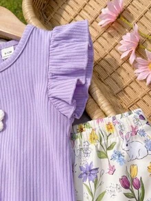 SHEIN Playful Pals 女嬰幼兒可愛3D針織花朵柔軟羅紋紫色圓領荷葉袖背心上衣，搭配織紋兔子與花卉滿版印花彈性腰圍荷葉邊短褲，女嬰套裝，女嬰服飾，甜美可愛風格，清新花卉，鄉村田園風，適合春夏外出 - 紫色 - 查看 5