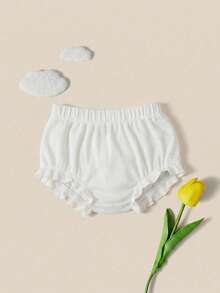SHEIN Newborn Baby Casual Solid Color Ribbed Knit Elastic Waist Ruffle Hem Romper Shorts - White - View 2