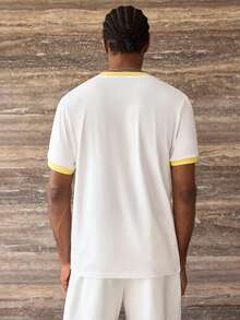 ESTAVOR Maglietta casual da uomo a maniche corte con vestibilità ampia, con stampa a blocchi di colore giallo - Bianco - Visualizzare 2