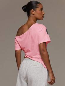 MUSERA Camiseta con hombros descubiertos, estampado gráfico, cintura fruncida, dobladillo triangular lateral, linda, para uso diario, descanso, aeropuerto, vacaciones, verano, altitud - Rosa - Ver 4
