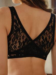 Bisouelle Women's French Style Black Lace Wireless Triangle Bra - Sexy Back Design, Breathable Comfort & Light Push-Up - Black - View 3