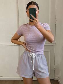 DAZY 2件組女款簡約修身短袖T恤與寬鬆短款睡褲家居服套裝，適合夏季 - 淡紫色 - 查看 4