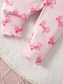 Conjunto de pijama para recién nacido con patrón de dibujos animados lindo, cuello redondo con volantes, manga corta, tejido de punto y ajuste cómodo - Rosa Pálido - Ver 5