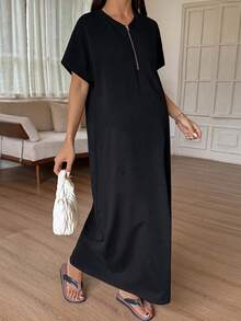 Dazy Maternity 純色圓領半鈕扣前襟寬鬆長版休閒日常孕婦洋裝 夏季 - 黑色 - 查看 5