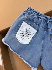 Soleia Plus Size Women's Sun Face Pattern Frayed Hem Casual Denim Shorts Halloween Shorts Back To School Party Shorts Going Out Shorts Vacation Casual Shorts - Medium Wash - View 6