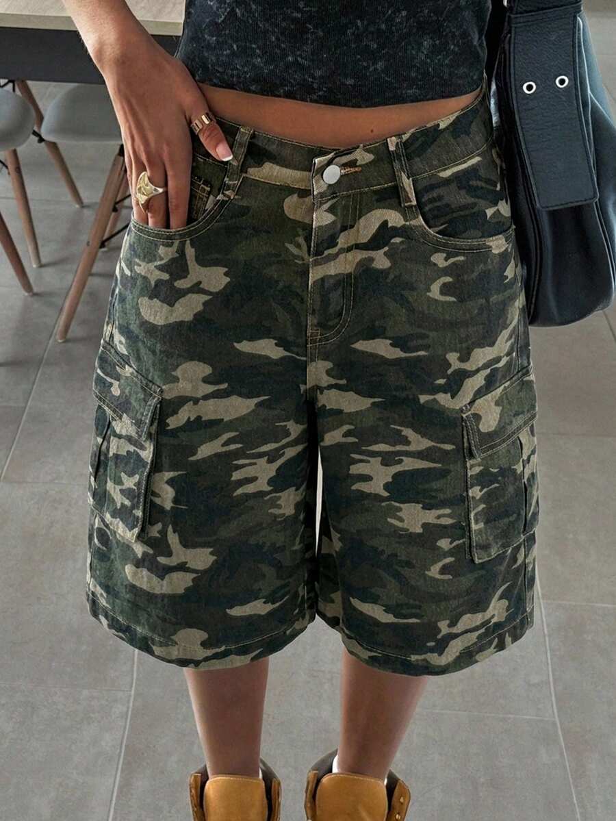 Livesso 夏季秋季六月節高腰迷彩印花側口袋工裝風寬鬆棉質軍綠色女款牛仔短褲 - 軍綠色 - 查看 1