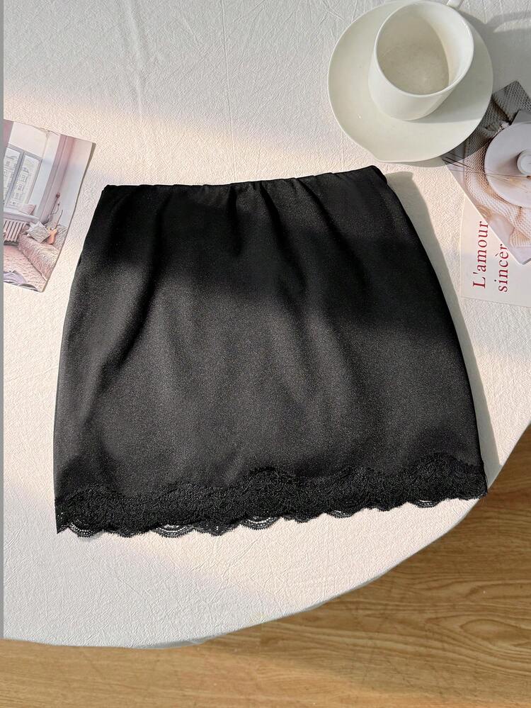 Tween女孩黑色純色拼接蕾絲飾邊裙，內建內搭褲休閒裙 - 黑色 - 查看 2