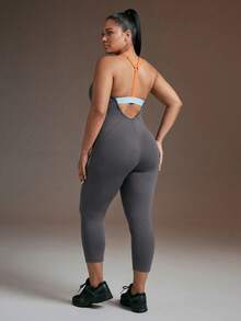 Powerista Plus Size Women's Letter Print Contrast Color Crisscross Backless Shaping Sports Jumpsuit - Dark Grey - View 3