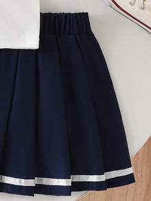 Elladie kids 2件組女孩學院風刺繡翻領無袖背心與百褶裙，附緞帶飾邊，適合夏季返校穿著 - 白色 - 查看 5
