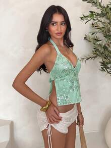 Glamine Tank Top Wanita Seksi Model Halter dengan Detail Payet yang Menawan untuk Liburan - Hijau - View 3