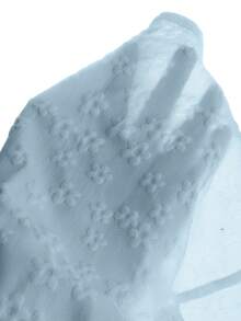 Souflis Souflis 女童法式優雅甜美公主風掛脖無袖收腰A字裙，領口飾有3D大花裝飾，搭配精緻水鑽/珍珠鈕扣，瞬間提升造型；裙身滿布3D提花/壓紋工藝，讓純色面料在陽光下更具層次感與柔和光澤；適合花童禮服、鋼琴/舞台表演、生日派對/周歲慶祝、畢業典禮/發表會、家庭出遊/度假：海灘度假 - 藍色 - 查看 8