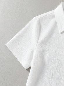 SHEIN Camisa de manga corta con botones delanteros de unicolor estilo vacaciones para niño preadolescente - Blanco - Ver 6