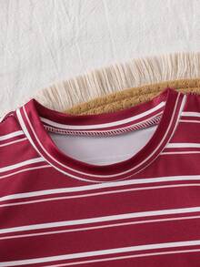 SHEIN Vintaside Kids 2件裝少女條紋針織寬鬆背心上衣與短褲套裝，適合日常休閒、度假、運動與旅行，夏季完美穿搭 - 酒紅色 - 查看 8
