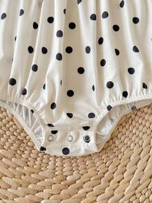 SHEIN LMoss Kids 新生女嬰可愛夏季休閒波點圖案荷葉袖連身衣 - 米色 - 查看 3