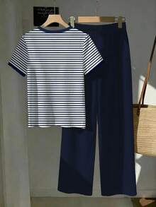 SHEIN EZwear 两件套：刺绣圆领短袖上衣和条纹印花长裤，休闲款 - 藍色 - 查看 2