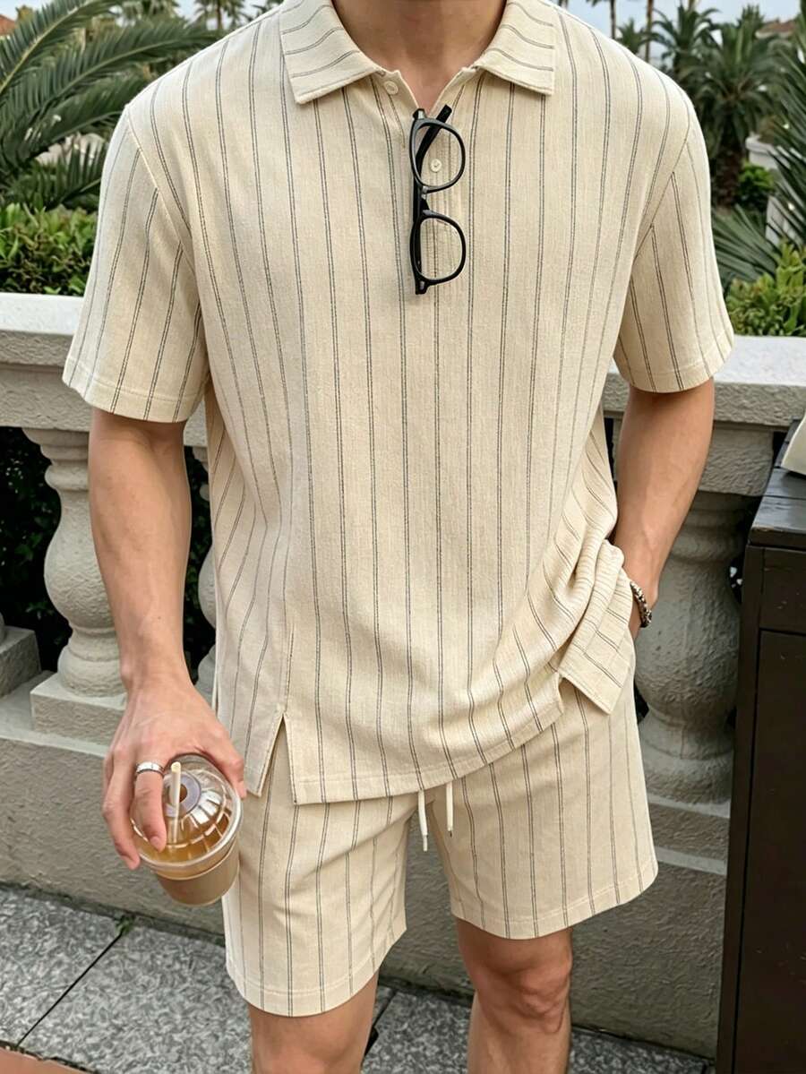 Manfinity Hypemode 男士休閒通勤條紋 Polo 衫與抽繩腰短褲套裝 - 杏色 - 查看 1