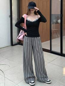 Joudiya 3件套女士宽松休闲度假风镂空蕾丝拼接格纹吊带背心、直筒裤和T恤套装，秋冬家居服套装 - 黑色 - 查看 5