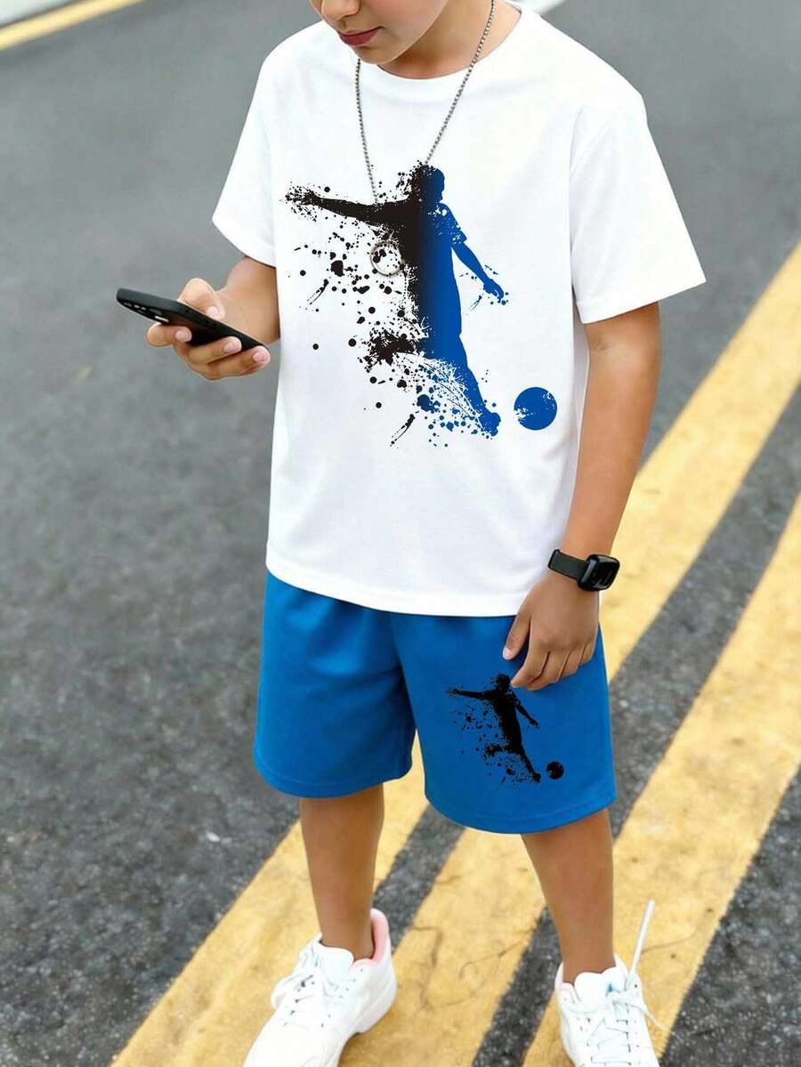 男童高級簡約足球員剪影墨跡印花基本款短袖T恤與短褲套裝,夏季休閒運動套裝 - 彩色 - 查看 1