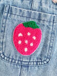 SHEIN Vintaside Kids 1件女嬰淺藍色牛仔連身褲 夏季休閒度假款 刺繡草莓肩帶吊帶褲 可愛嬰兒連身衣 水果造型 外出穿搭 - 藍色 - 查看 6