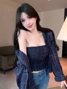 藏蓝色