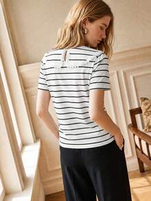 Écloséra 優雅法式女款 T-shirt，泡泡袖方領蕾絲黑白條紋上衣，四季休閒約會早午餐度假夏季短袖衫 - 黑與白 - 查看 2