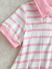 SHEIN Baju Bayi Perempuan Motif Garis-garis Merah Muda Lengan Pendek Model A-Line untuk Musim Panas - MultiWarna - View 5